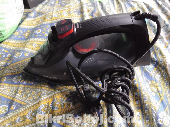 Philips PowerLife Steam Iron, model GC2998.